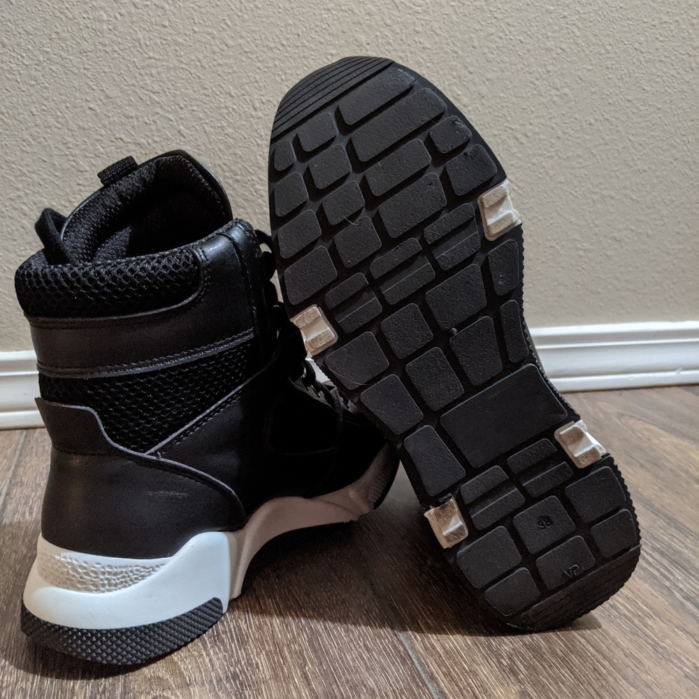 Will's Vegan leather Sneaker Black high top 'Chicago' style LIKE NEW 7.5 Euro 38 - Picture 6 of 8